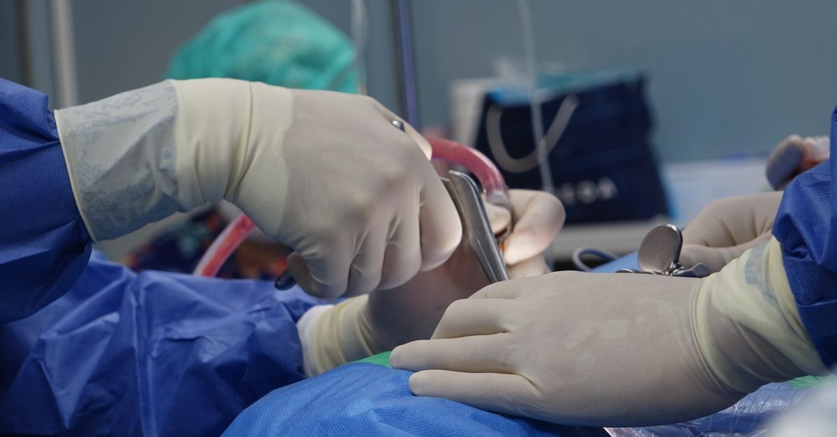 Spokojniejszy poród? Znieczulenie zewnątrzoponowe pod lupą: plusy, minusy i co naprawdę warto wiedzieć